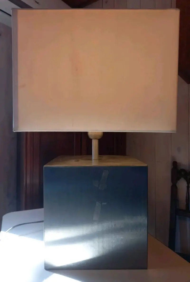 Lámpara de mesa moderna - 6