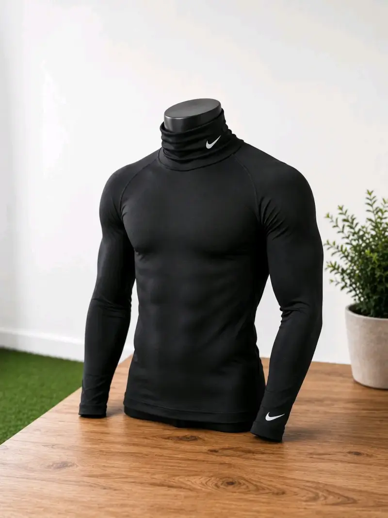 Polera deportiva negra Nike