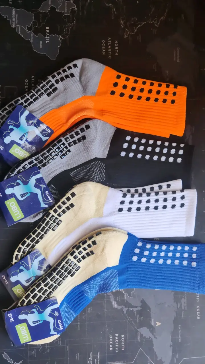 Pack 3 pares Calcetines deportivos antideslizantes
