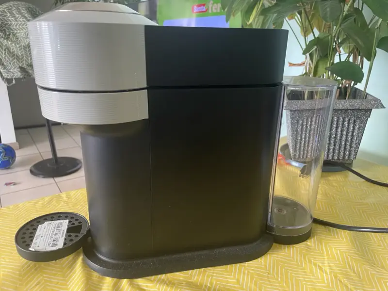 Cafetera Nespresso Vertuo - 2