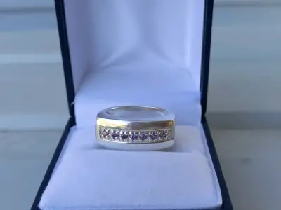 Anillo de plata con circonitas - miniatura 1