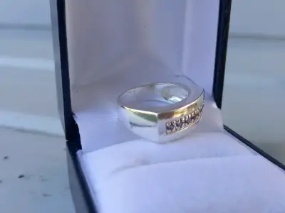 Anillo de plata con circonitas - miniatura 2