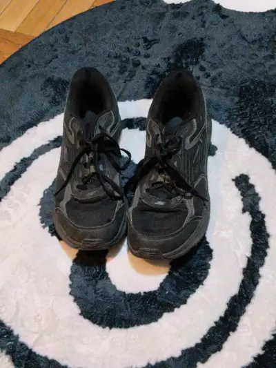 Zapatillas deportivas negras - miniatura 1