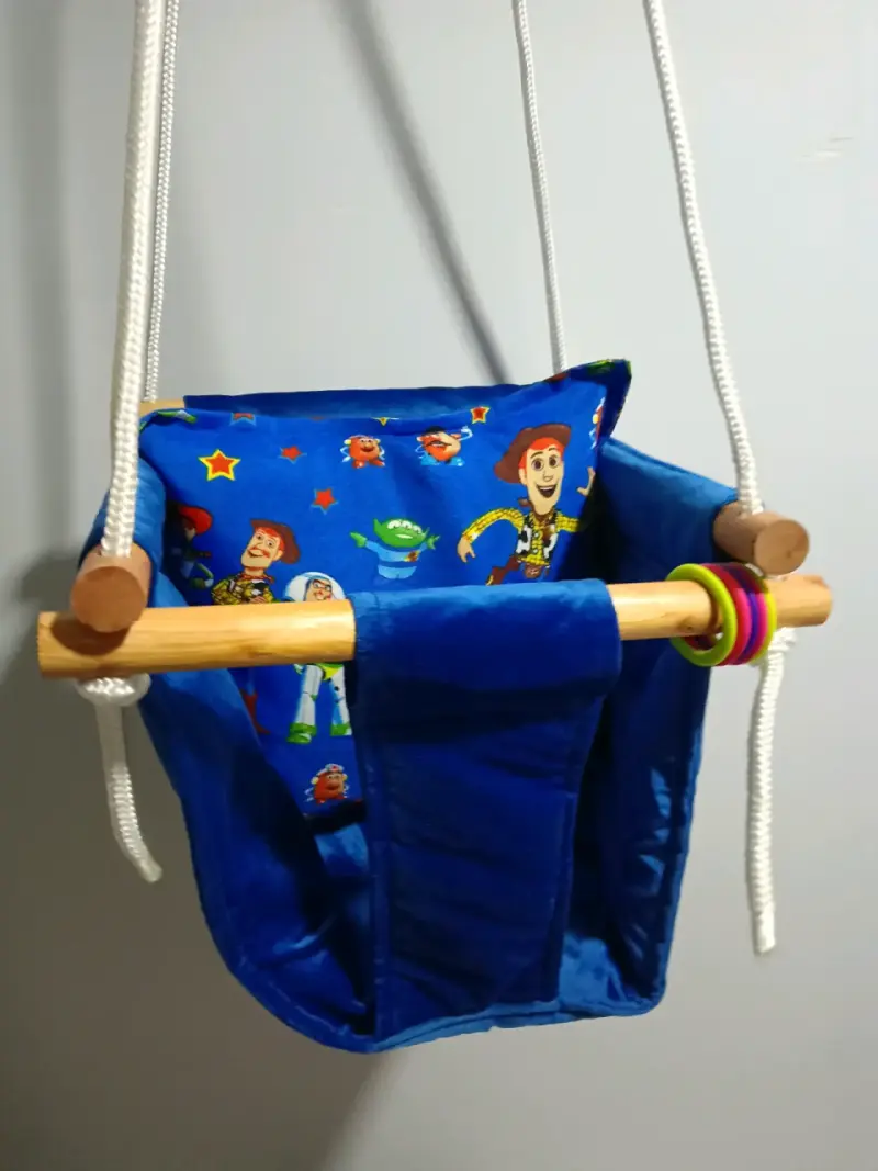 Columpio para bebé con diseño - 1