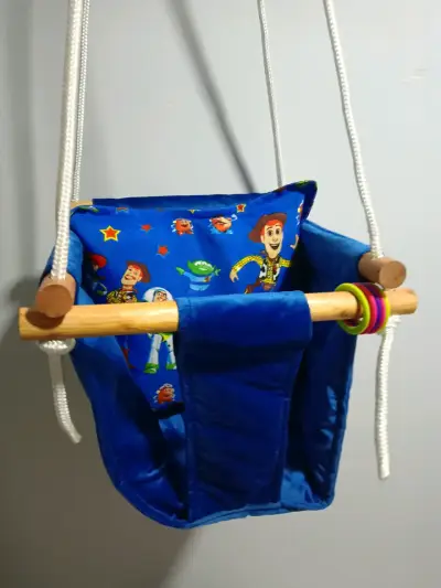 Columpio para bebé con diseño - miniatura 1