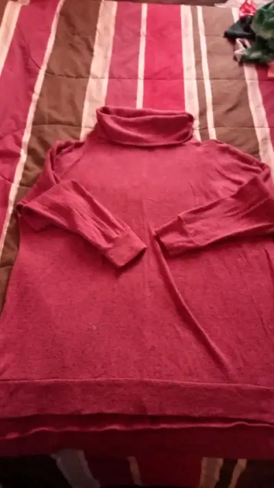 Sweater amarillo para mujer - miniatura 2