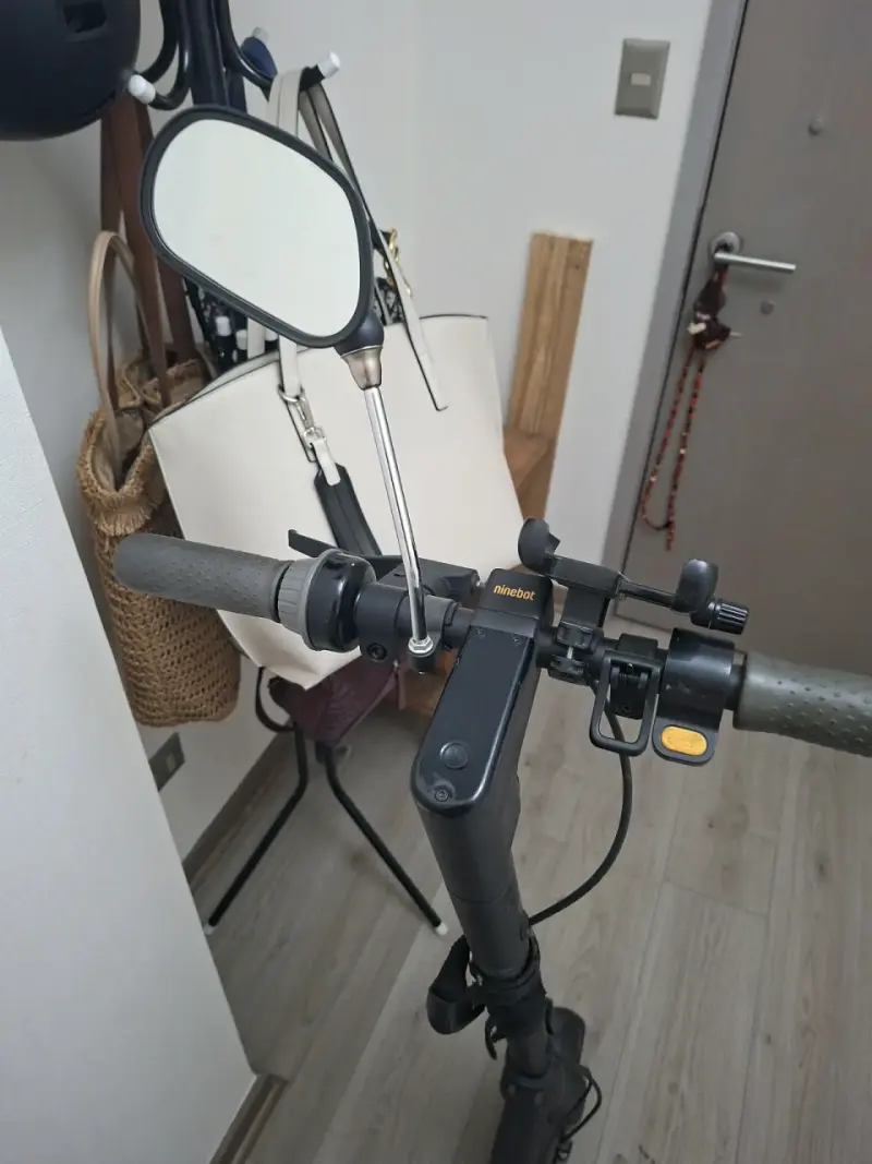 Scooter eléctrico negro usado - 2