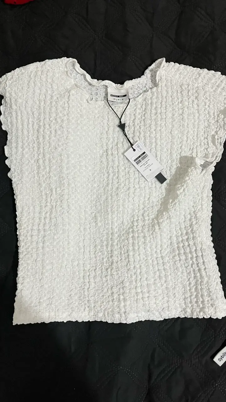Blusa blanca texturada nueva