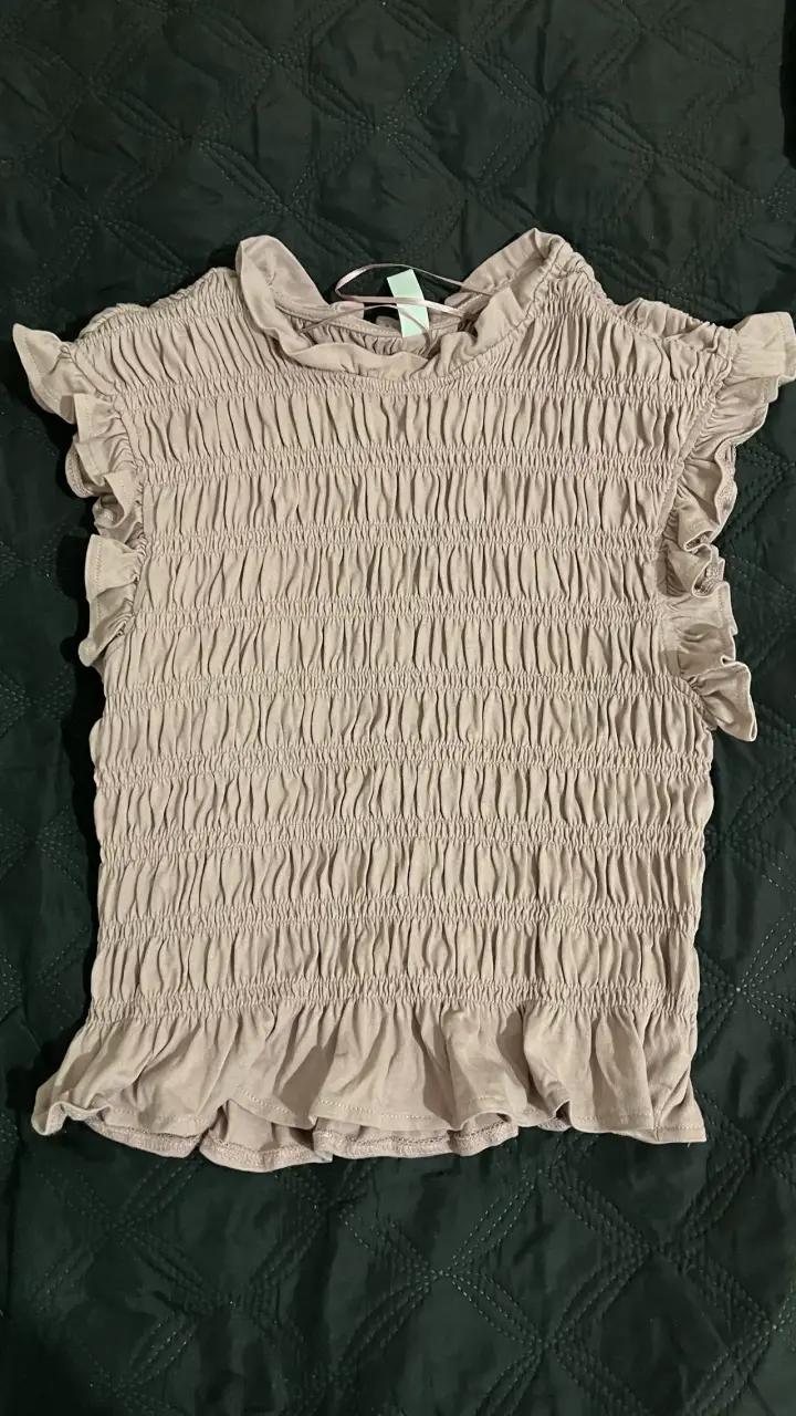 Blusa rosa fruncida