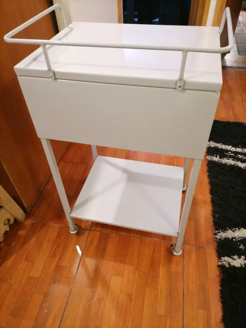 Mesa Killian con ruedas 360 - 4