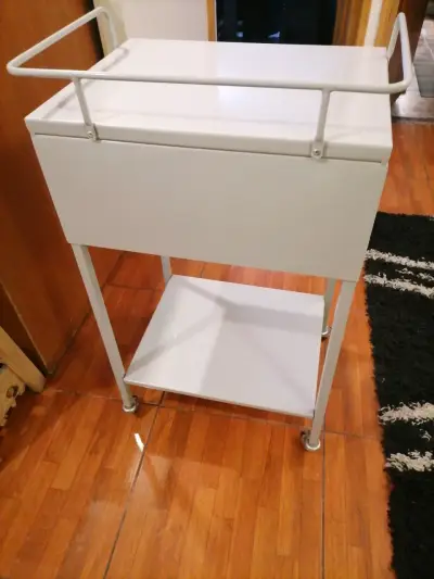 Mesa Killian con ruedas 360 - miniatura 4