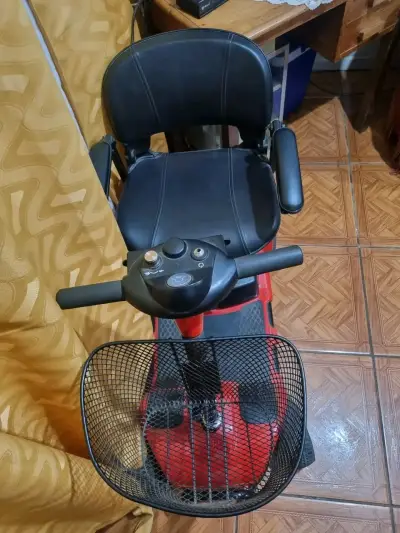 Moto Scooter 4 ruedas - miniatura 5