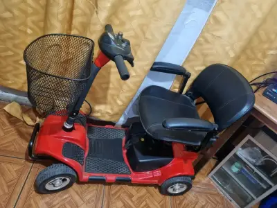 Moto Scooter 4 ruedas - miniatura 6