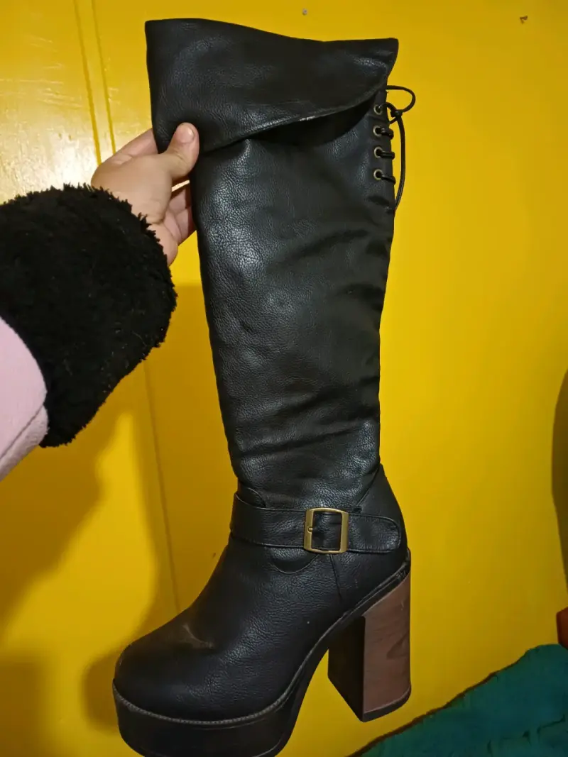 Botas negras de tacón alto - 3