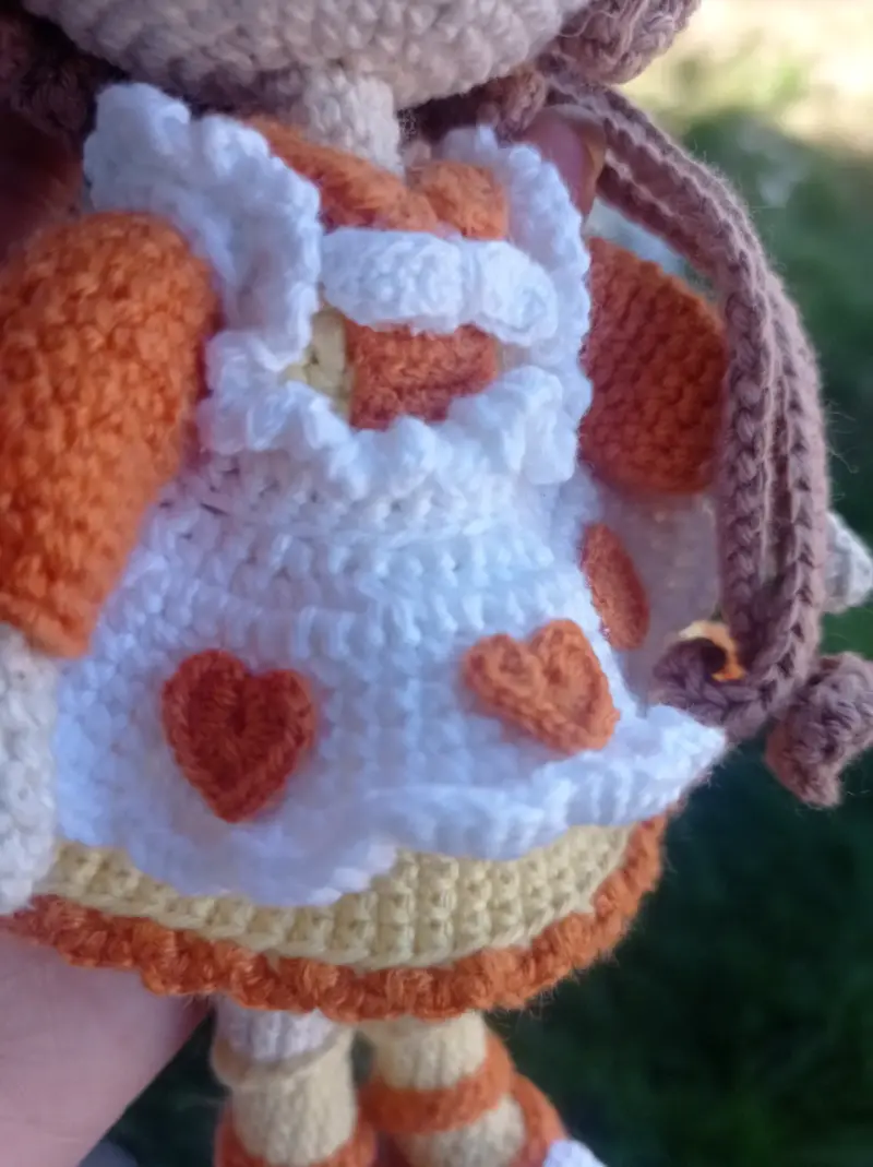Muñeca de crochet hecha a mano - 2