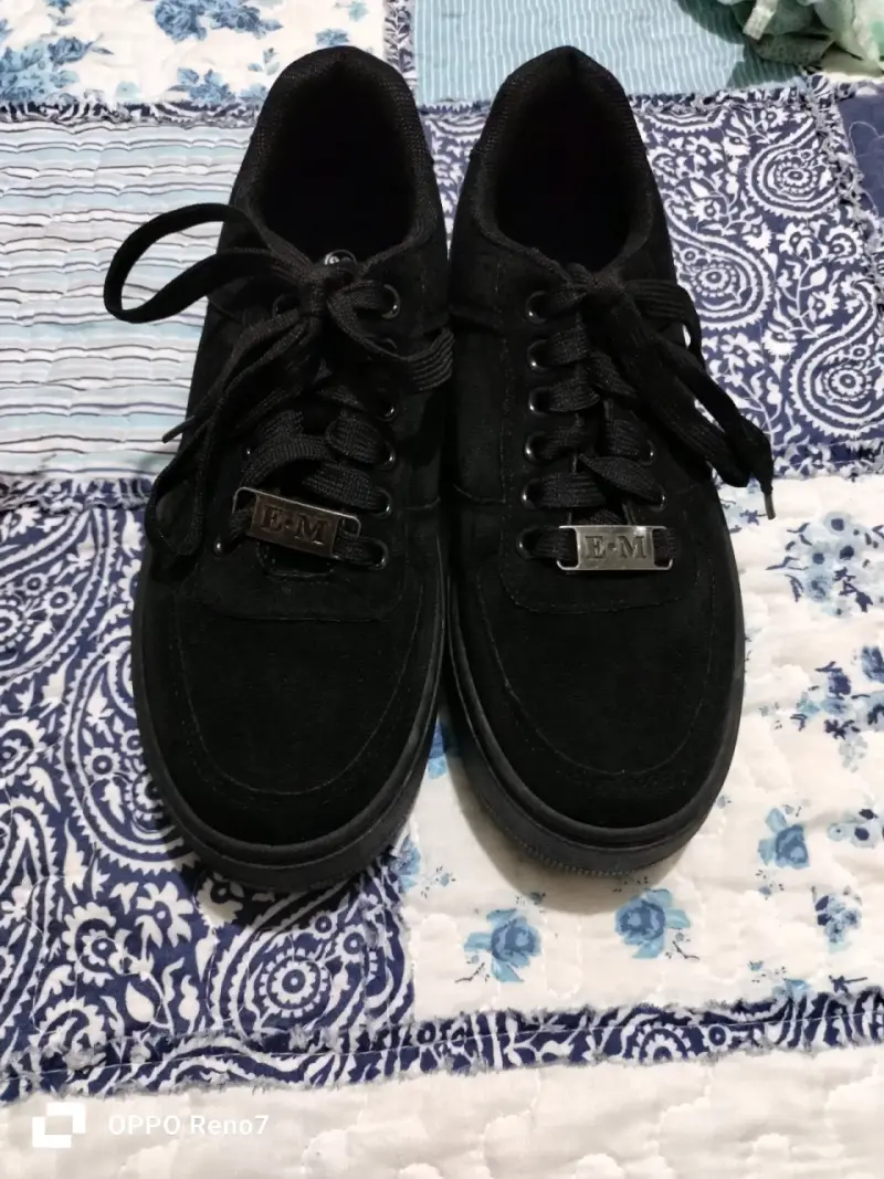 Zapatillas negras casuales