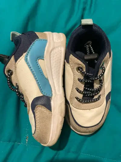 Zapatillas deportivas infantiles - miniatura 1