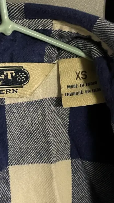 Camisa a cuadros azul y blanco - miniatura 4