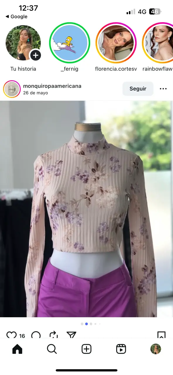 Polera H&M estampada floral morada - 2