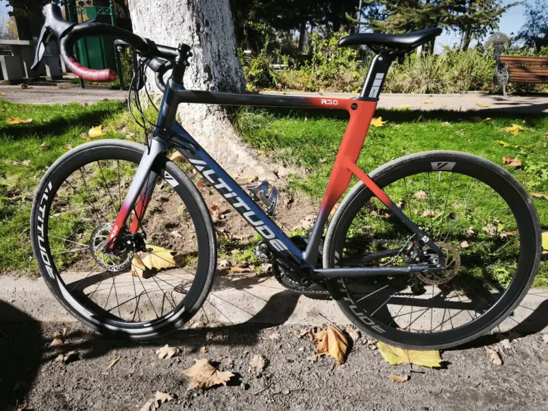 Bicicleta de ruta Altitude R30 - 6