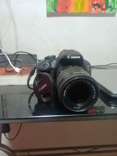 Cámara Canon EOS Rebel T5i - miniatura 1