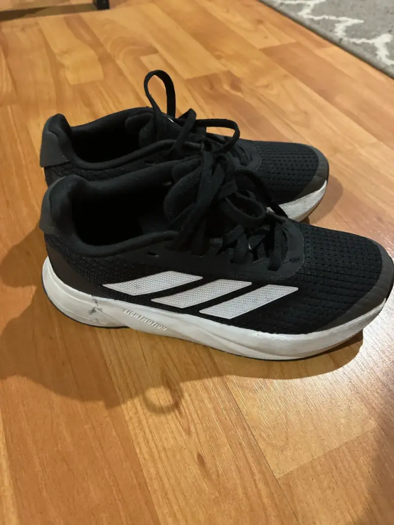 Zapatillas deportivas negras Adidas - 1