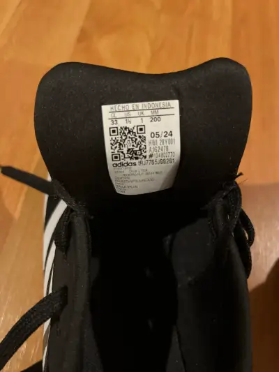 Zapatillas deportivas negras Adidas - miniatura 2