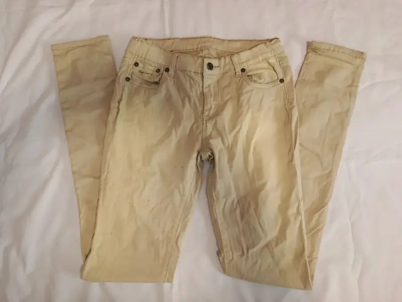 Pantalones beige de mujer - 1