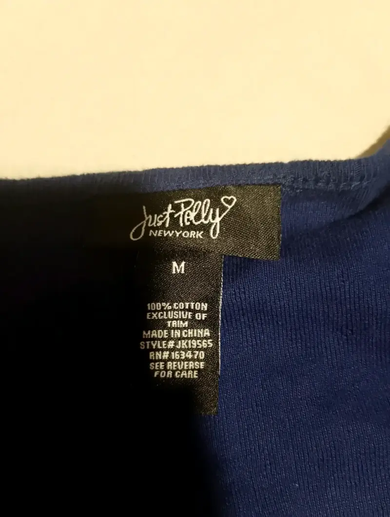 Polera azul con encaje - 2