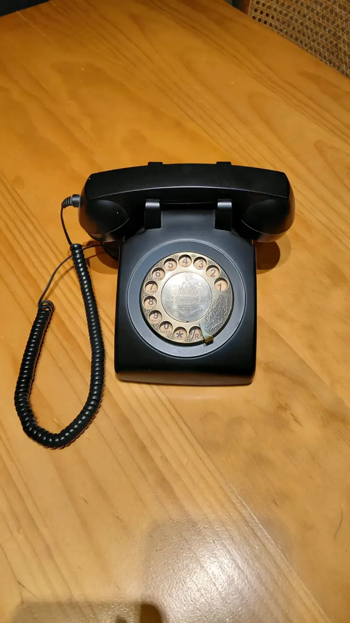 Teléfono retro de disco negro - 1