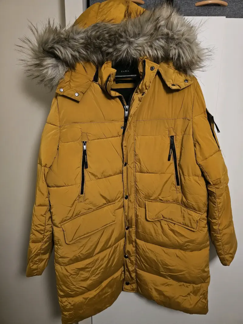 Chaqueta acolchada 3/4 Zara Hombre Mostaza Oro - 1