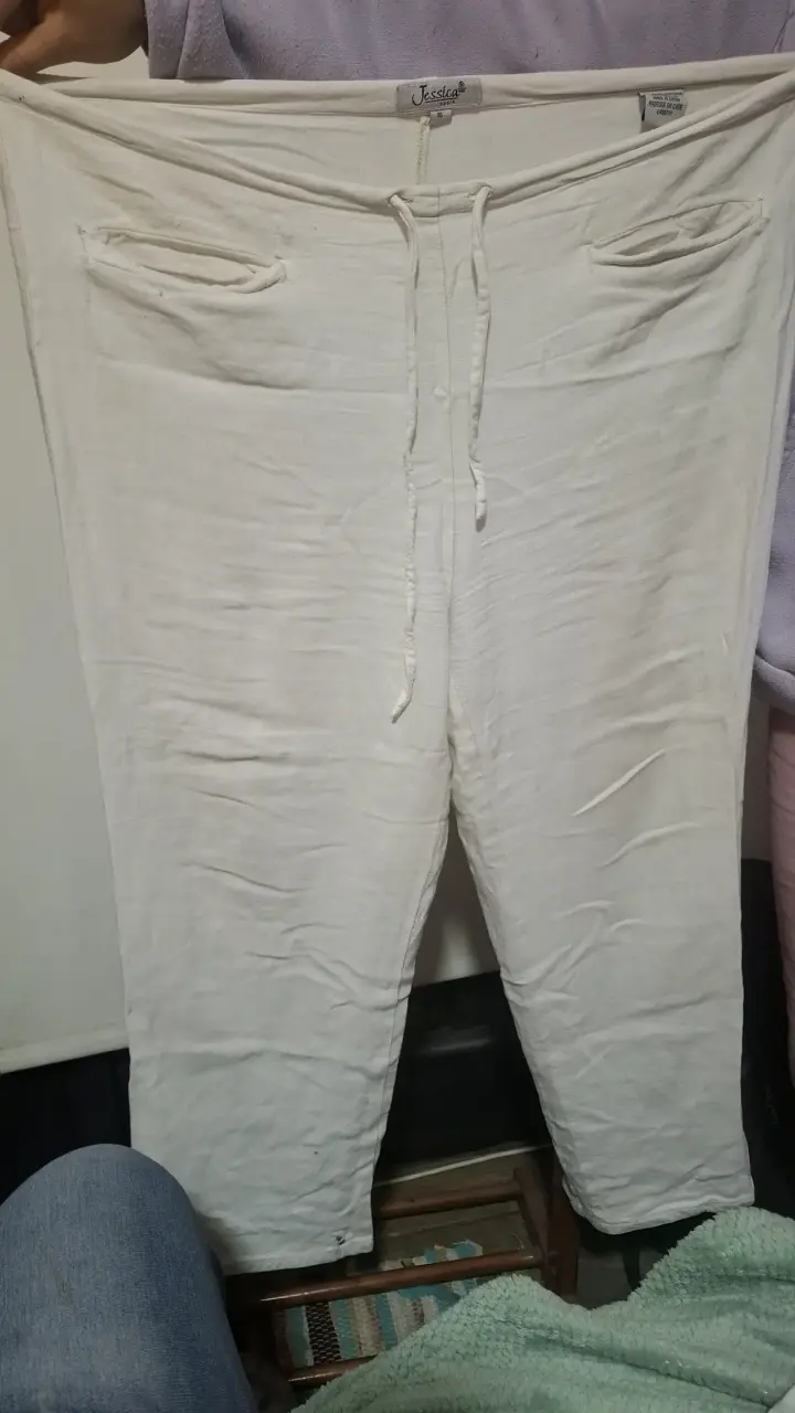 Pantalones blancos con cordón - 4