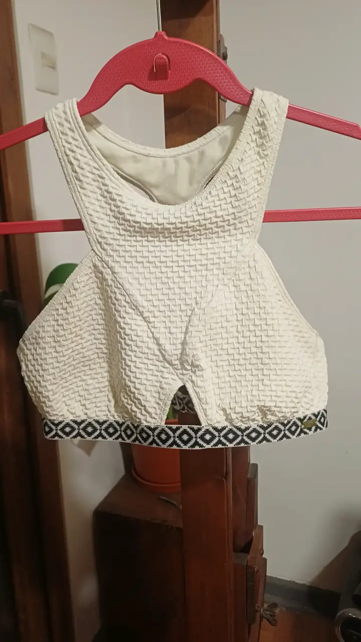 Top deportivo blanco de mujer Roxy - 1
