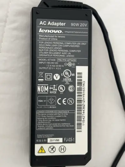 Cargador Lenovo para laptop - miniatura 3