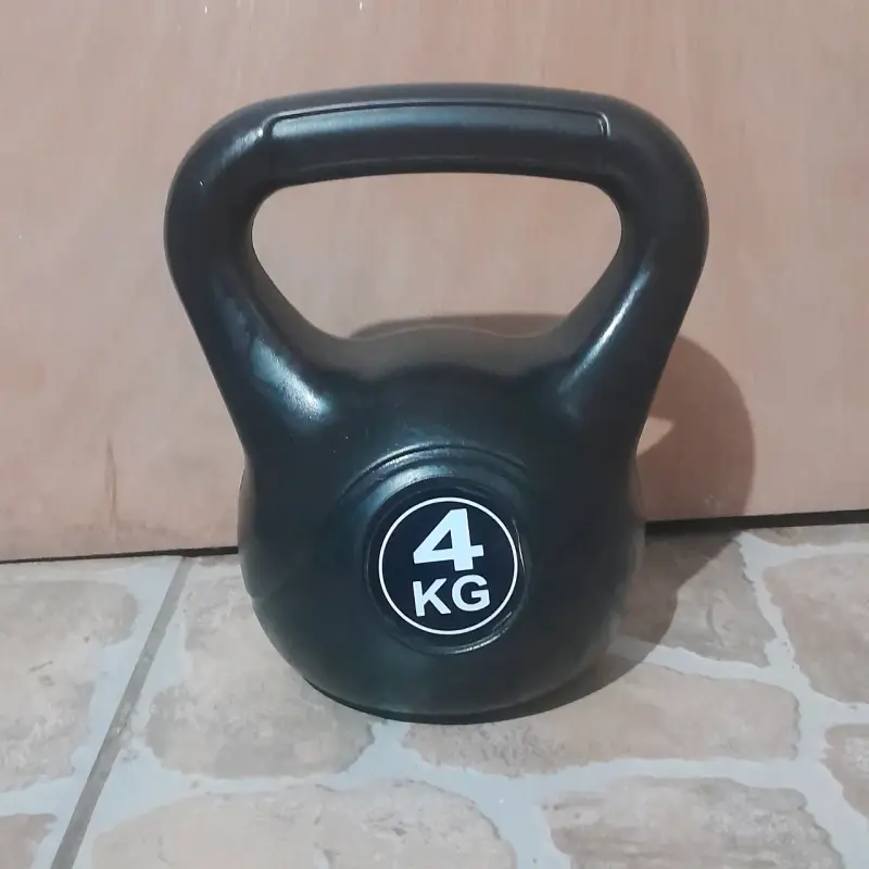 Kettlebell 4 kg negra