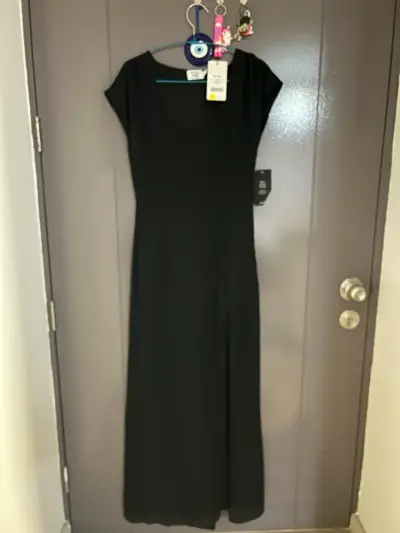 Vestido largo negro con etiqueta - miniatura 3