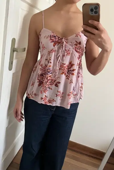 Blusas floreada sin mangas - miniatura 3