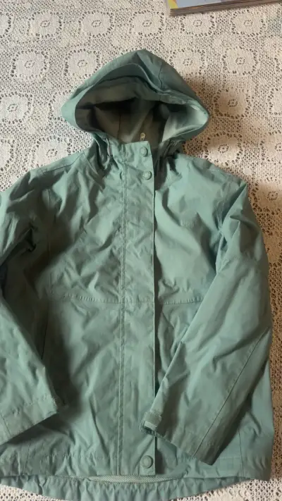 Chaqueta impermeable celeste - miniatura 2