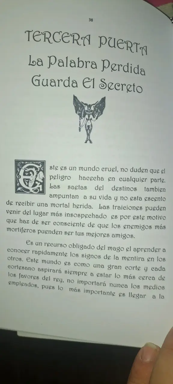 Libro Las Nueve Puertas - 2