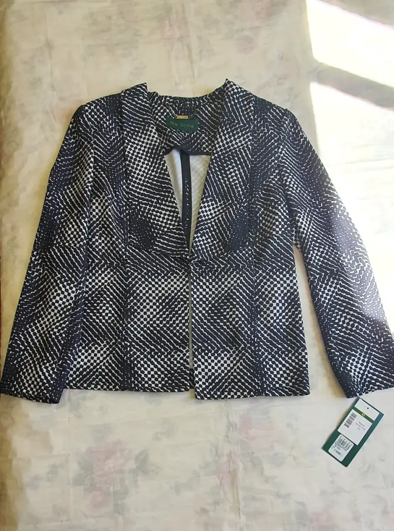 Blazer estampado blanco y negro - 4