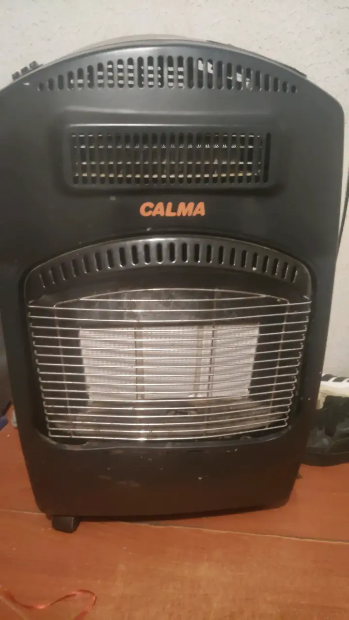 Estufa eléctrica y a gas Calma - 2