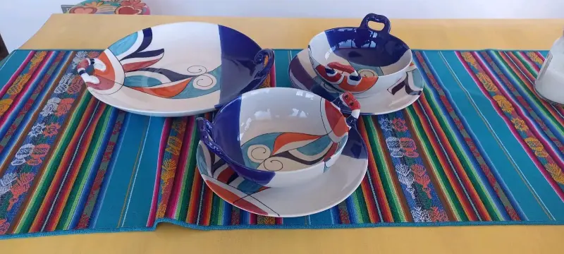 Set de loza decorativa colorida