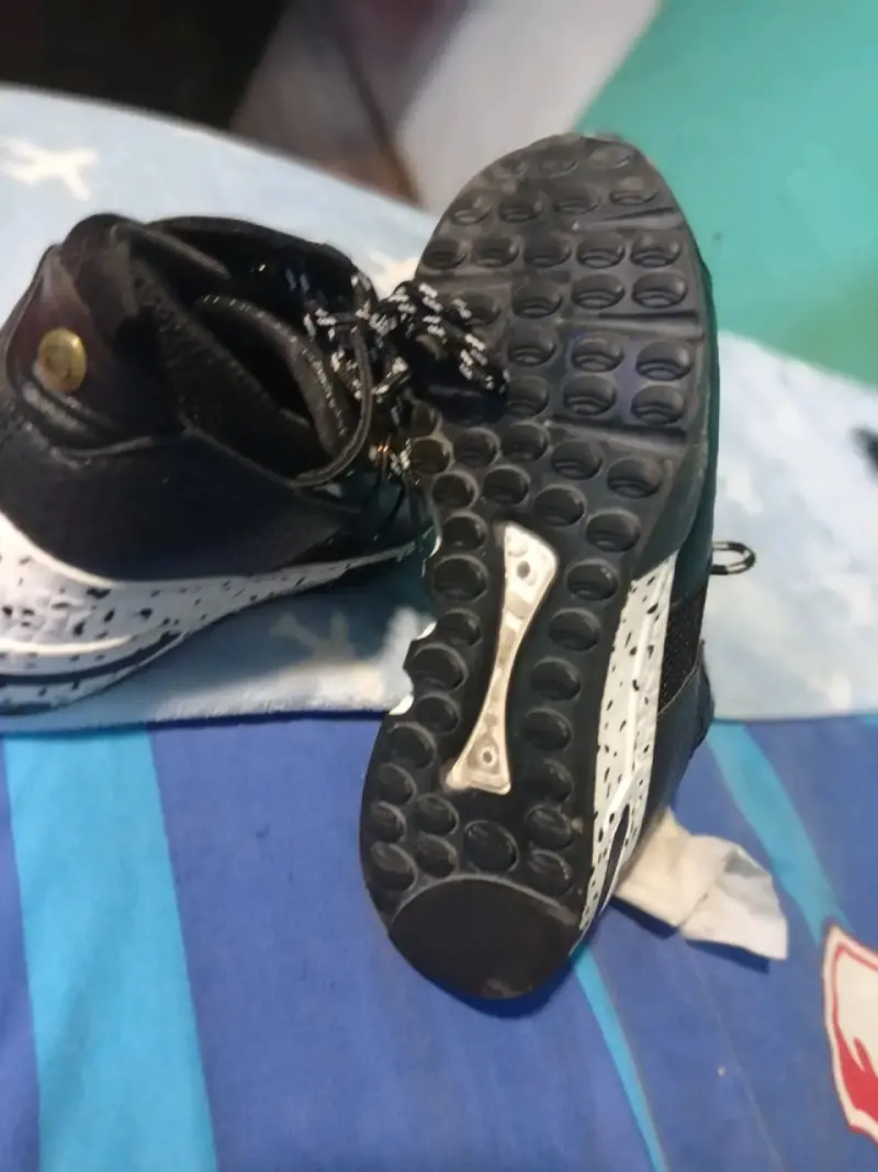 Zapatillas deportivas negras - 3