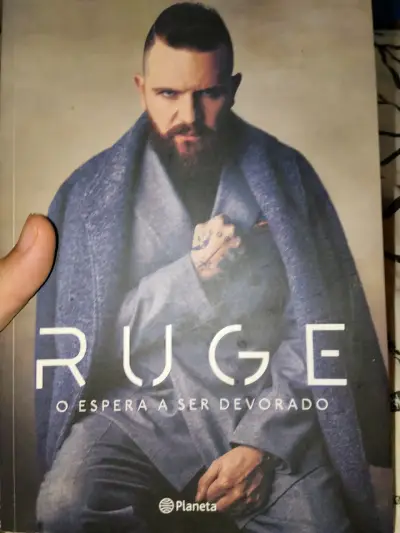 Libro 'Ruge' - miniatura 1