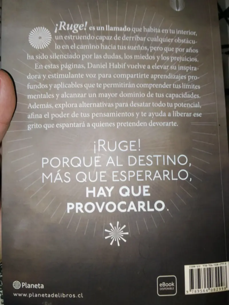 Libro 'Ruge' - 2