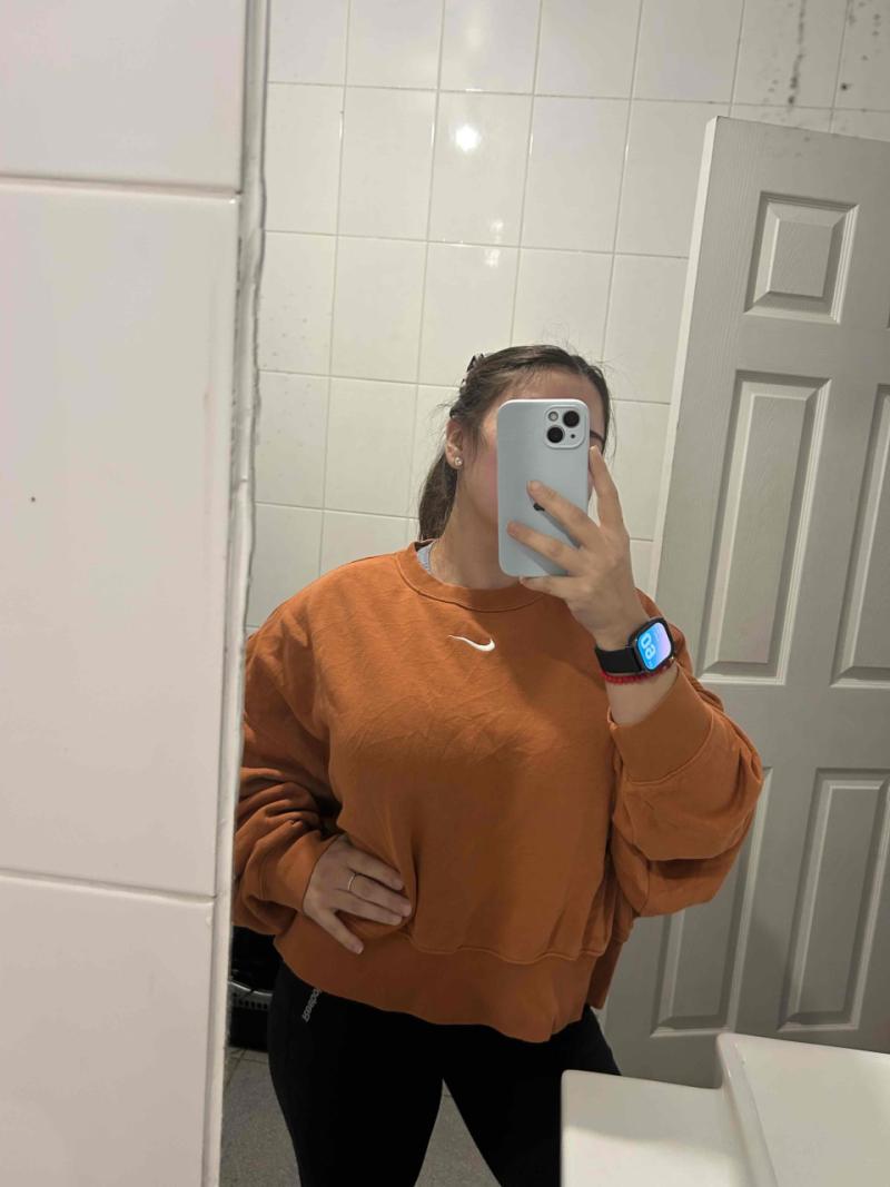 Polerón nike naranja