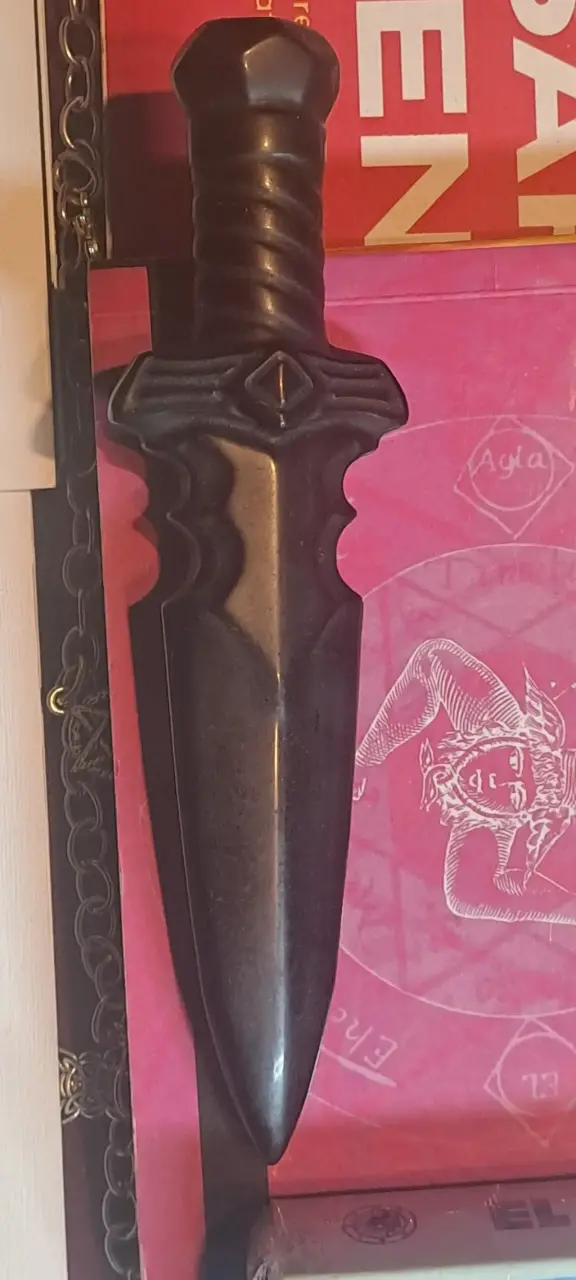 Daga Obsidiana