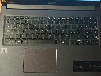 Laptop Acer Full HD 1080p - miniatura 4