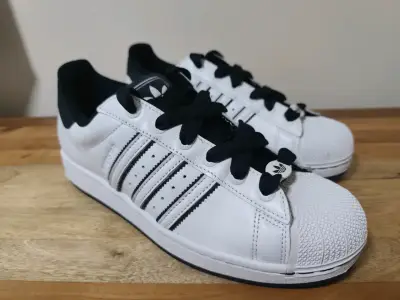 Zapatillas blancas con negro - miniatura 5