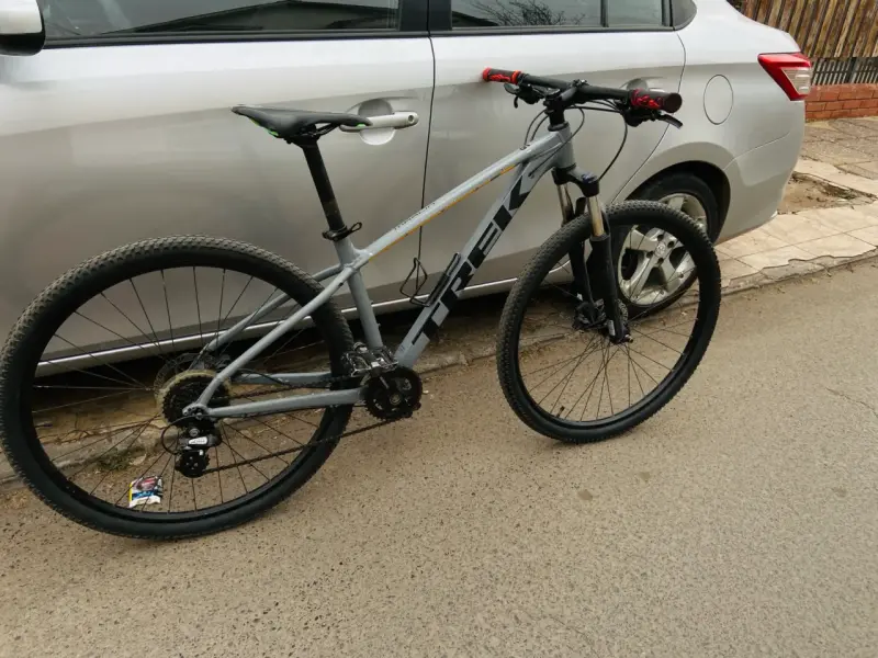 Bicicleta montaña color gris - 1